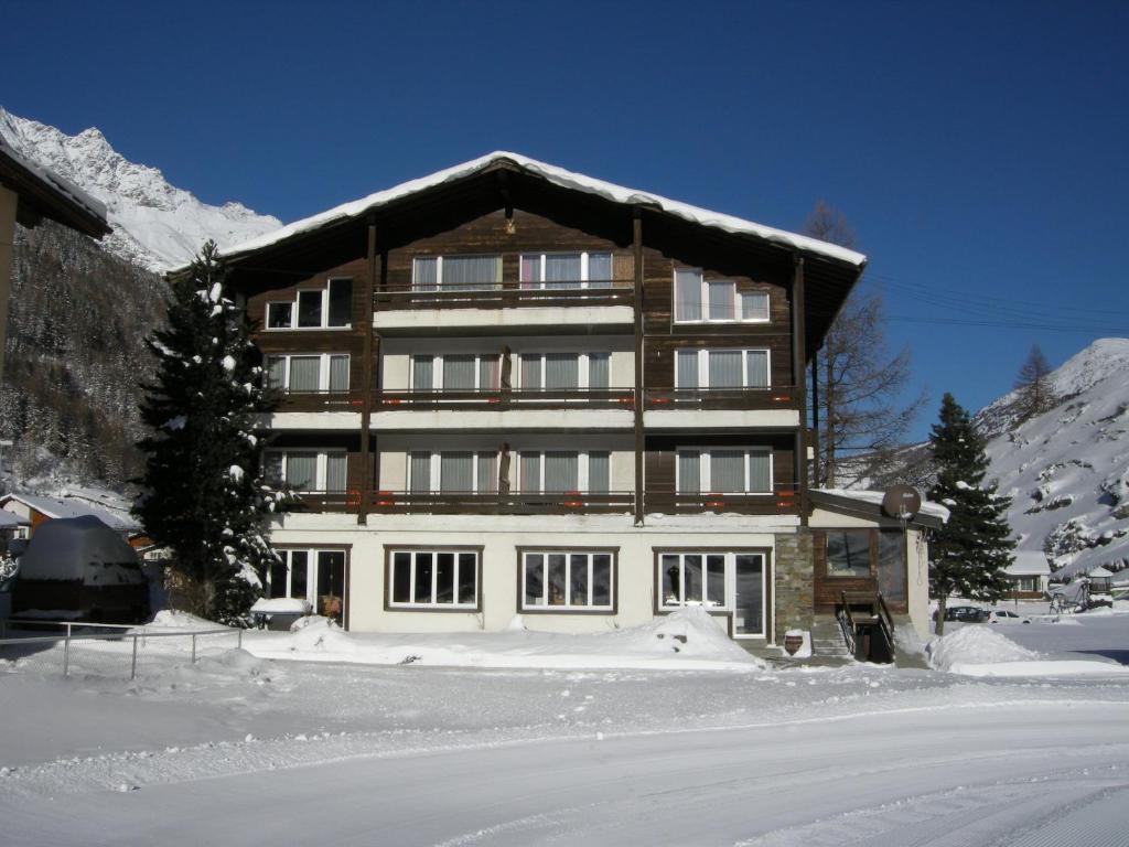 Apartments Atlas Saas-Grund Exterior photo